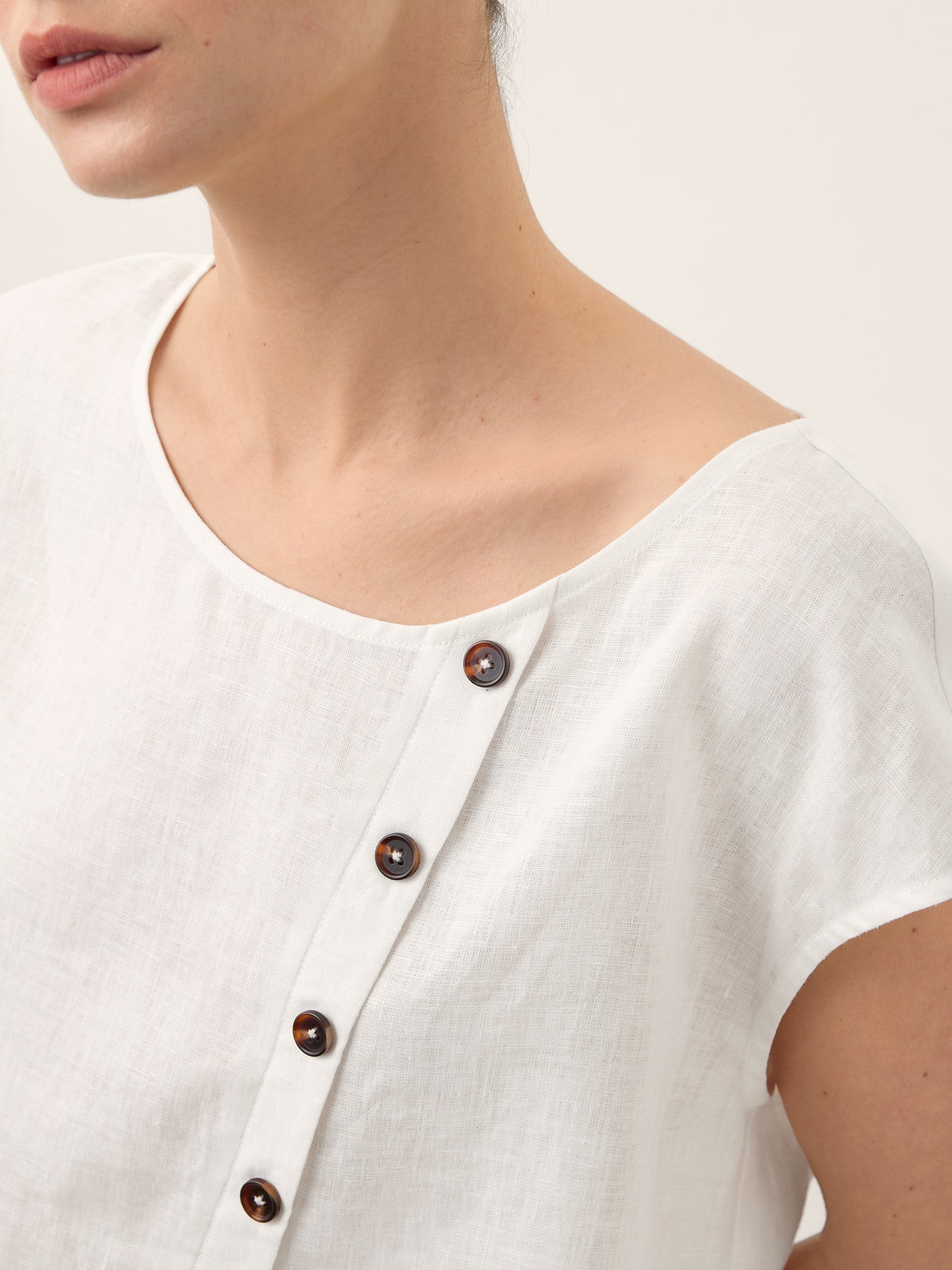100% Linen Asymmetric Placket Cap Sleeve Top EVALINA