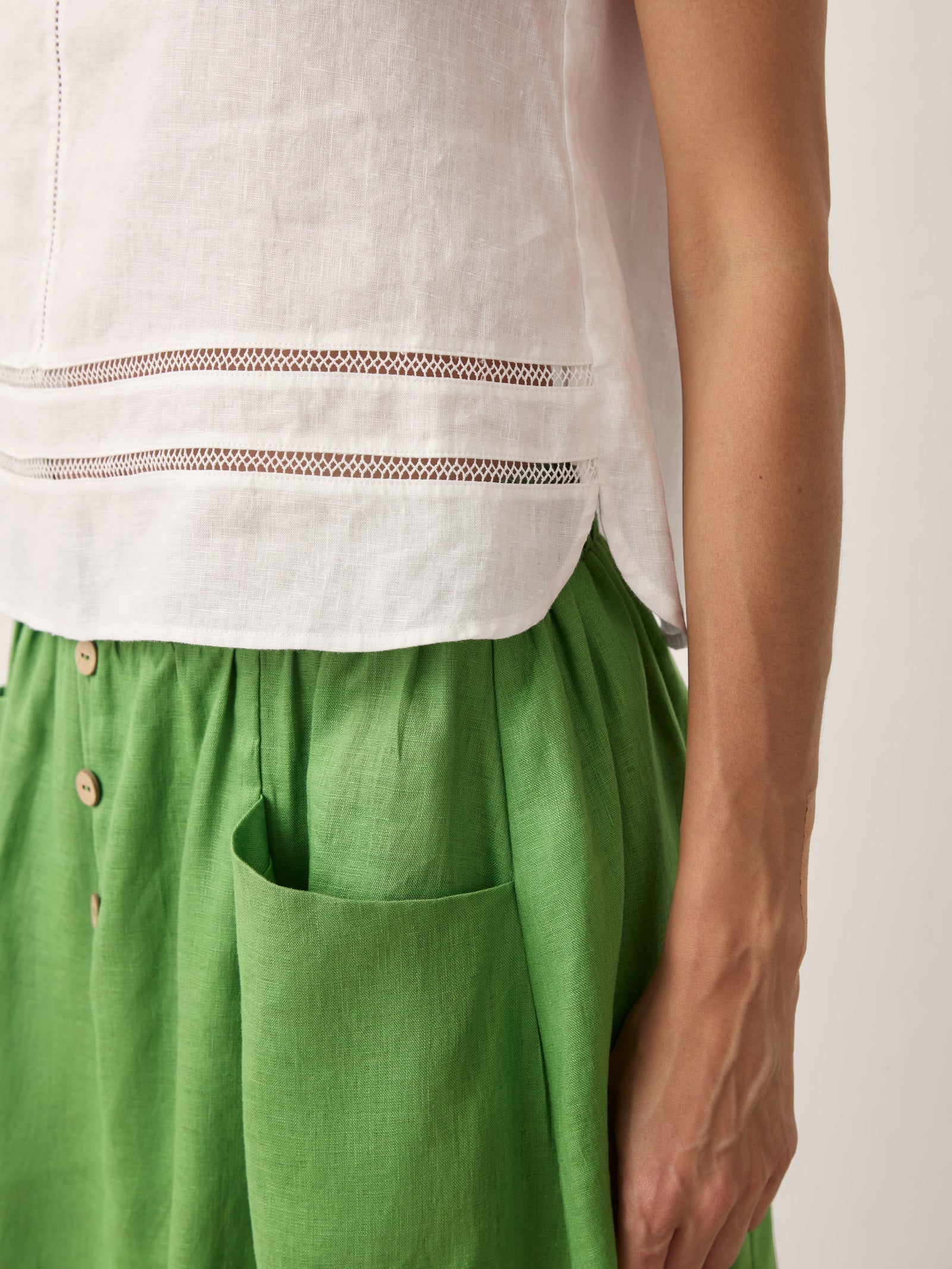 100% Linen Lace Inset Stand Collar Sleeveless Top ULANI