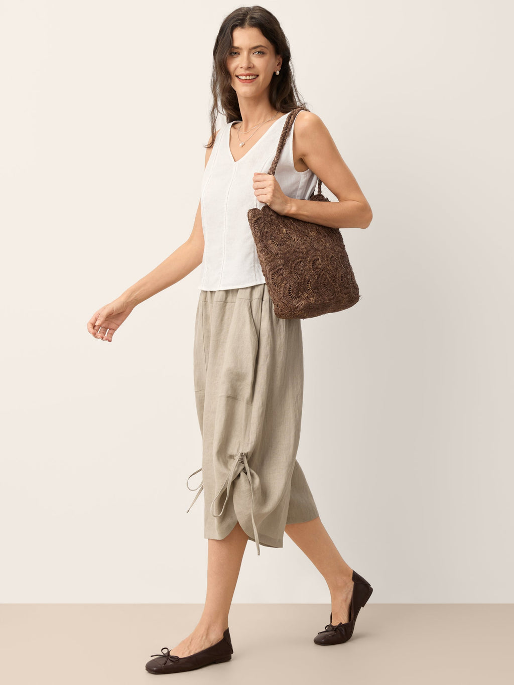100% Linen Lace Inset V-Neck Tank Top WINSLET
