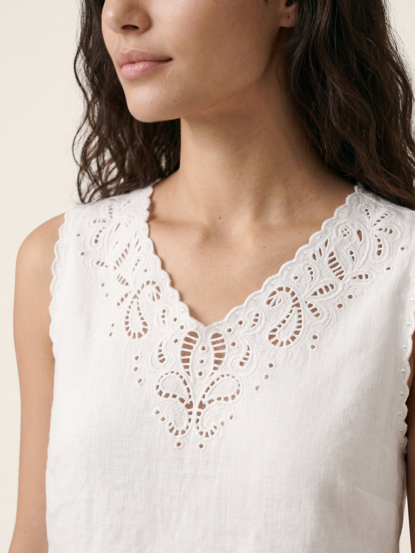100% Linen Paisley Cutwork V Neck Tank WAVERLY