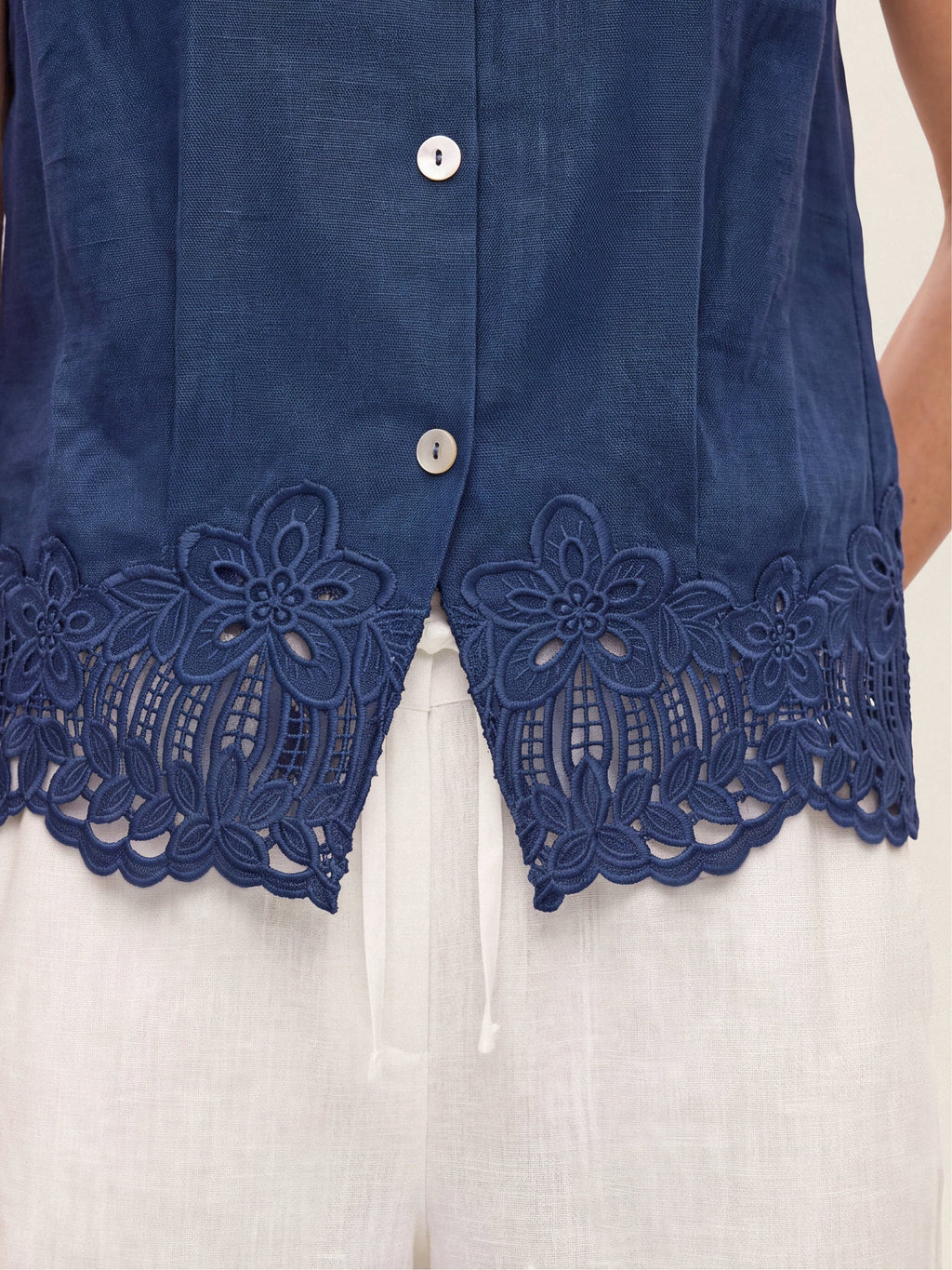 100% Linen Scalloped Lace Hem Sleeveless Shirt ALVINA