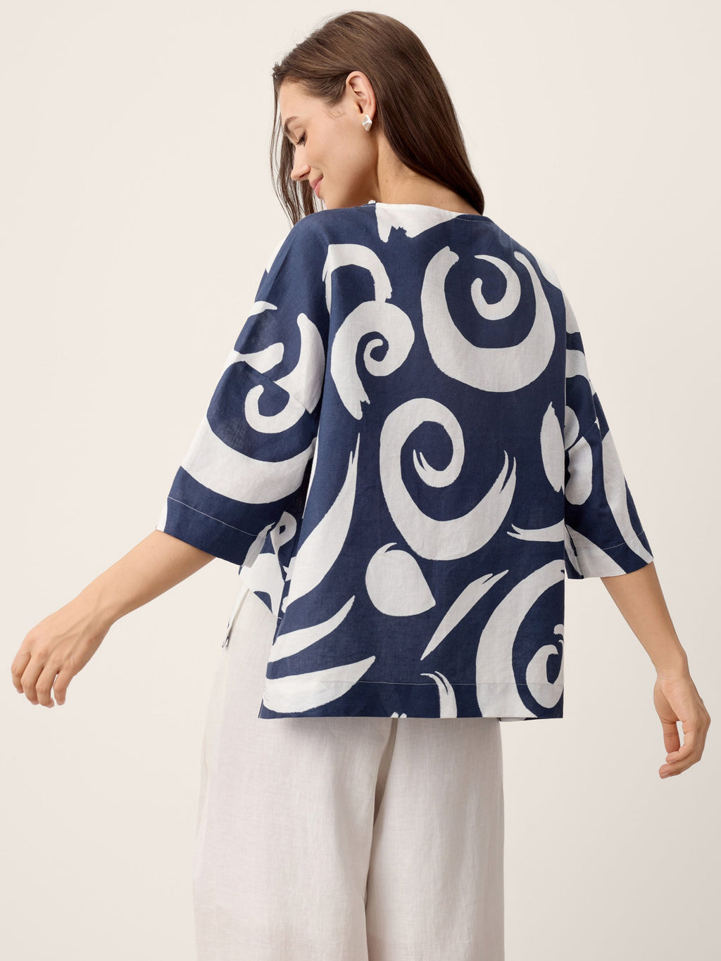 Linen Layered Asymmetric Top NOREEN