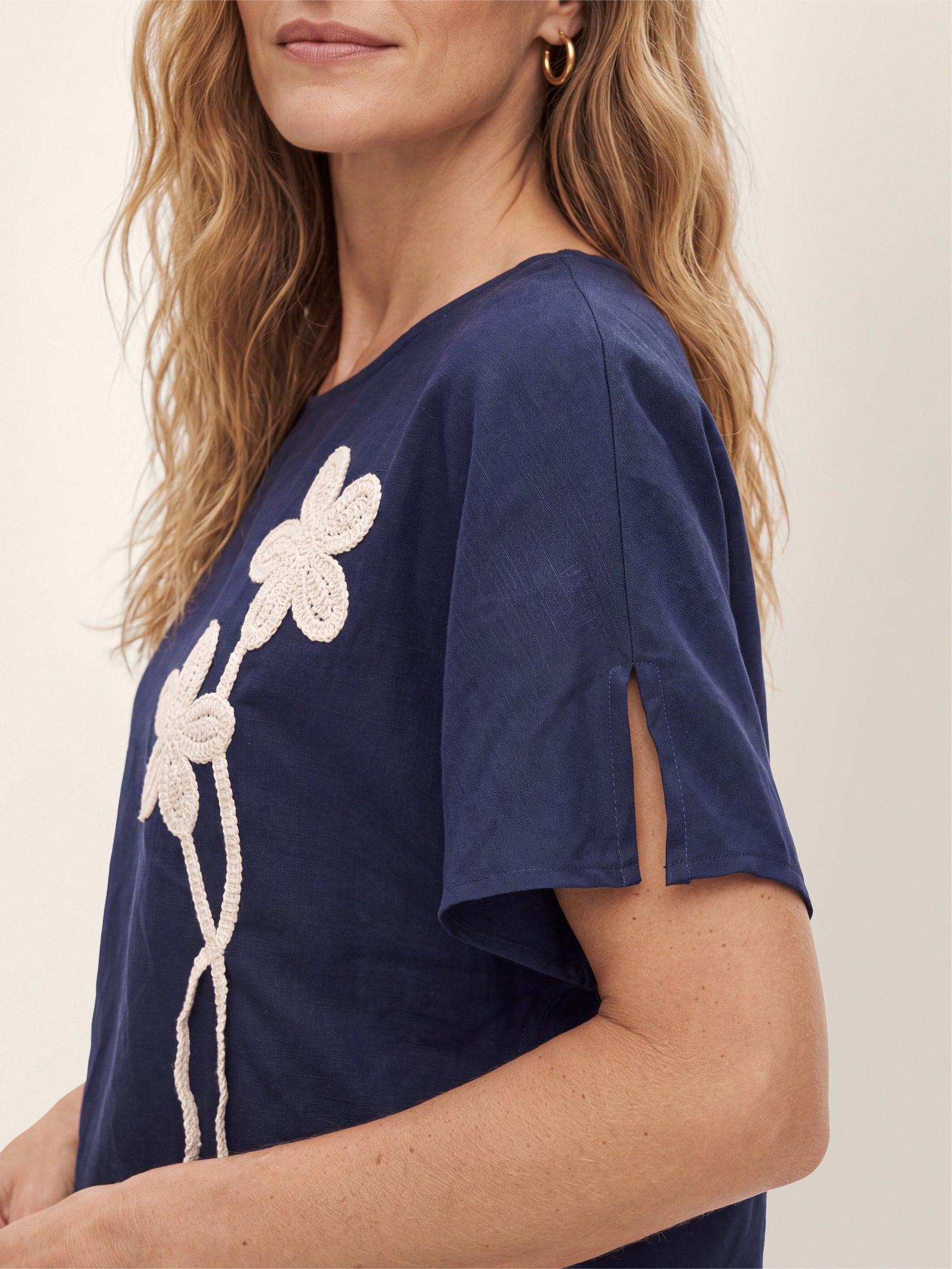 Linen-Lyocell Floral Cord Embroidered Asymmetric Hem Top FLORENE