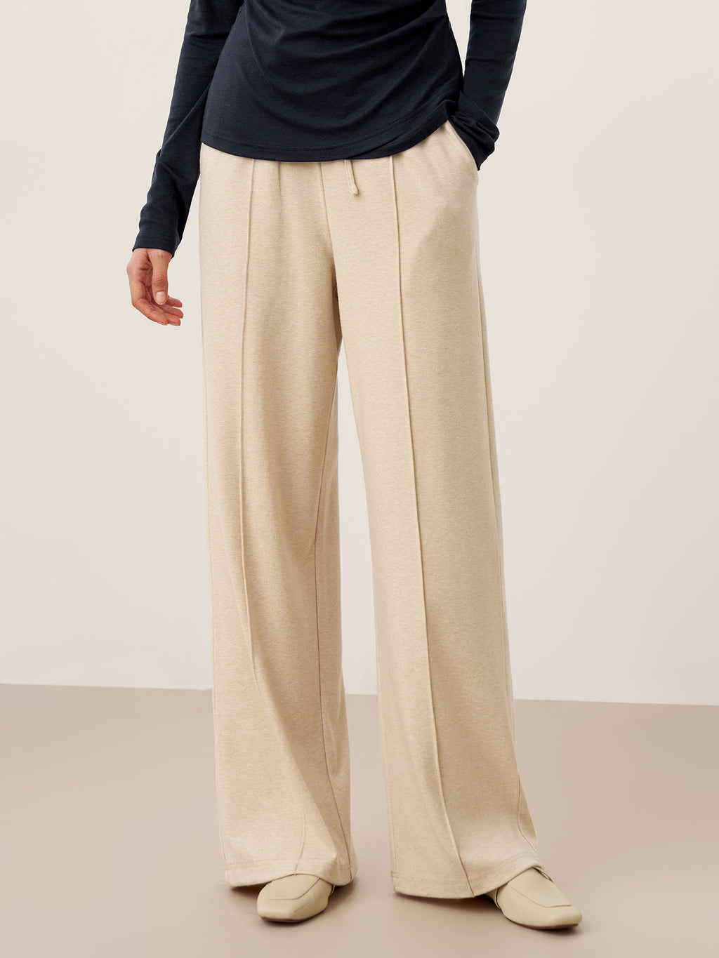 Lyocell-Blend Sculpted Pin-Tuck Drawstring Straight Trousers TAMSIN
