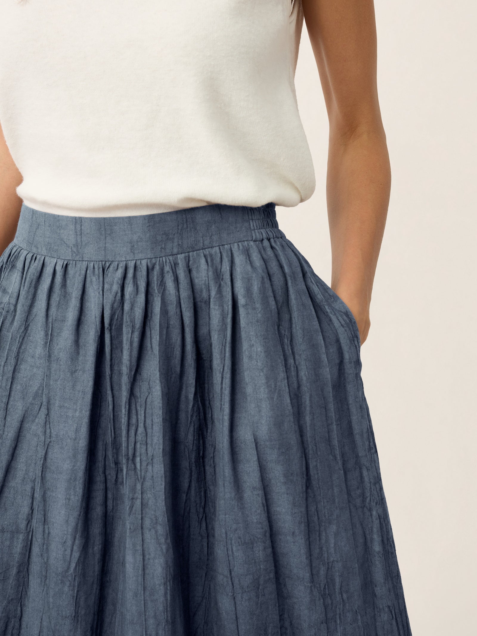 Lyocell Textured Pleated Waist Skirt ROSAMUND
