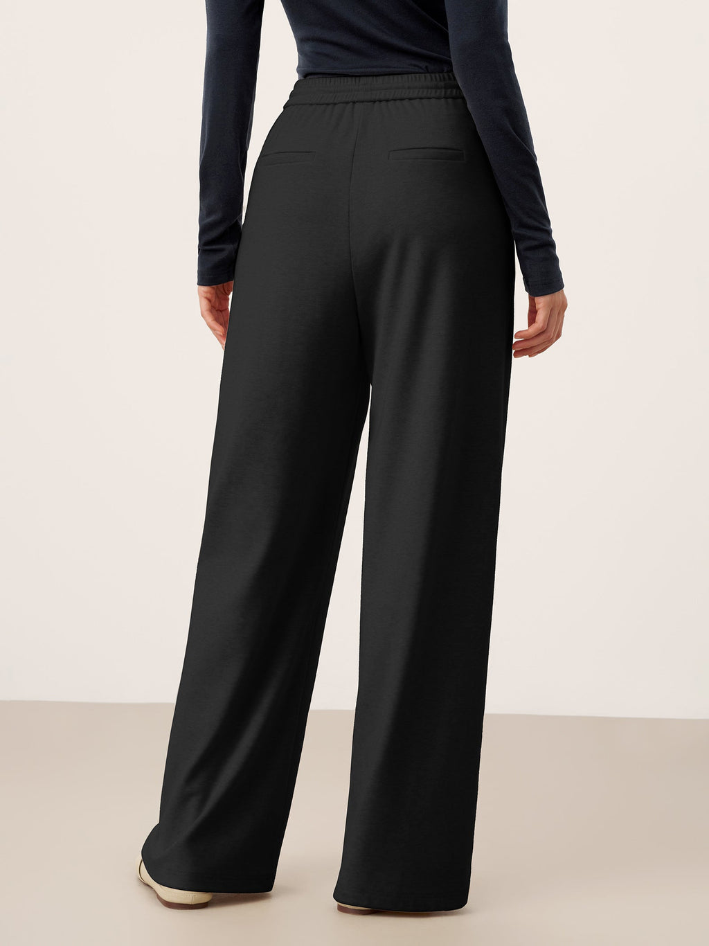 Lyocell-Blend Sculpted Pin-Tuck Drawstring Straight Trousers TAMSIN