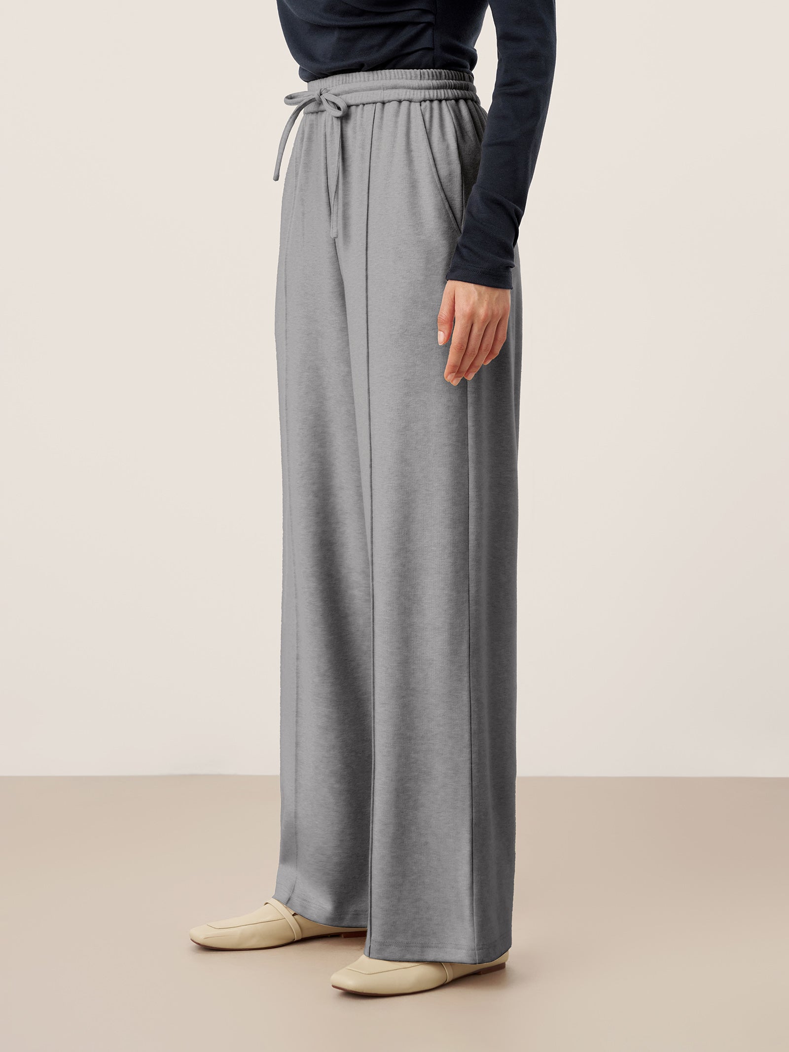 Lyocell-Blend Sculpted Pin-Tuck Drawstring Straight Trousers TAMSIN